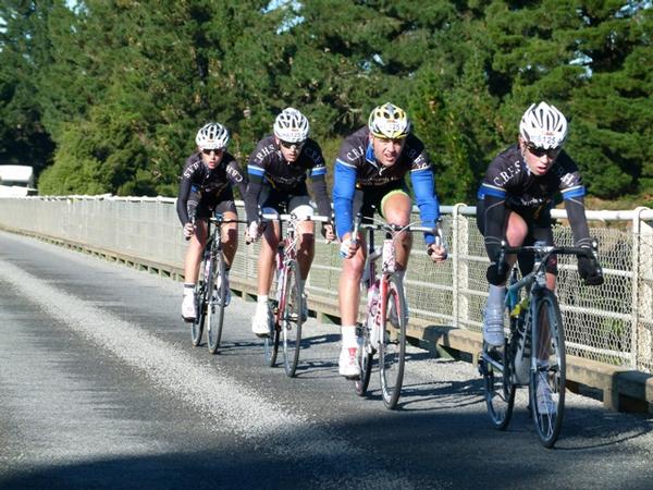 Professional mountain biker and junior world champion Anton Cooper lead his Christchurch Boys High School team to overall victory in the Tour of New Zealand's final stage, a criterium in Wellington on Saturday. 